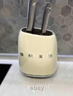 Ensemble de bloc couteaux SMEG 7 produits en acier inoxydable avec 6 couteaux et un bloc - beige
