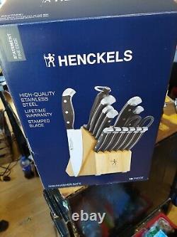Ensemble de couteaux HENCKELS de qualité premium de 15 pièces avec bloc, ultra-tranchants. Boîte ouverte